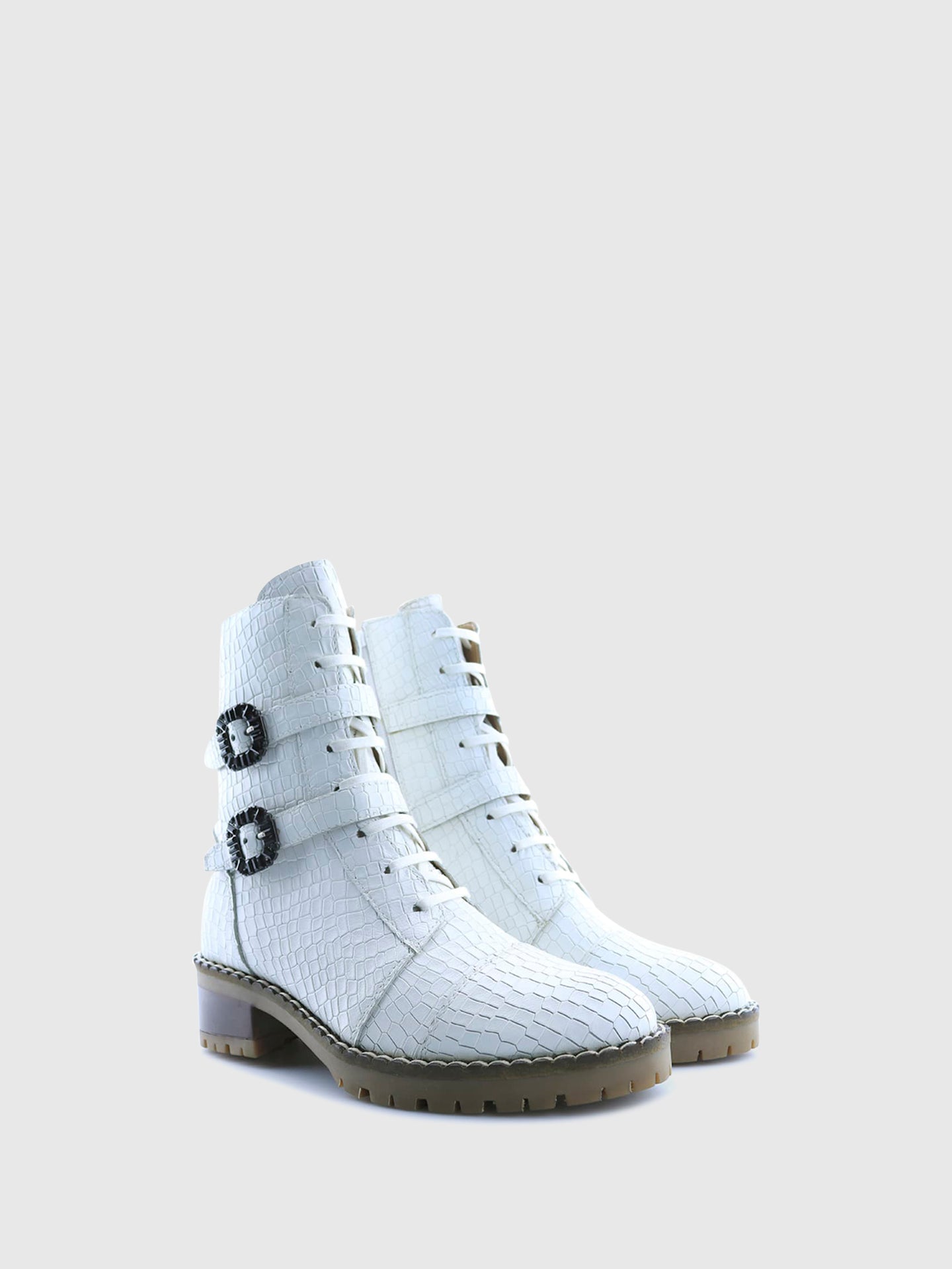 PARODI SHOES Botins com Fivela em Branco